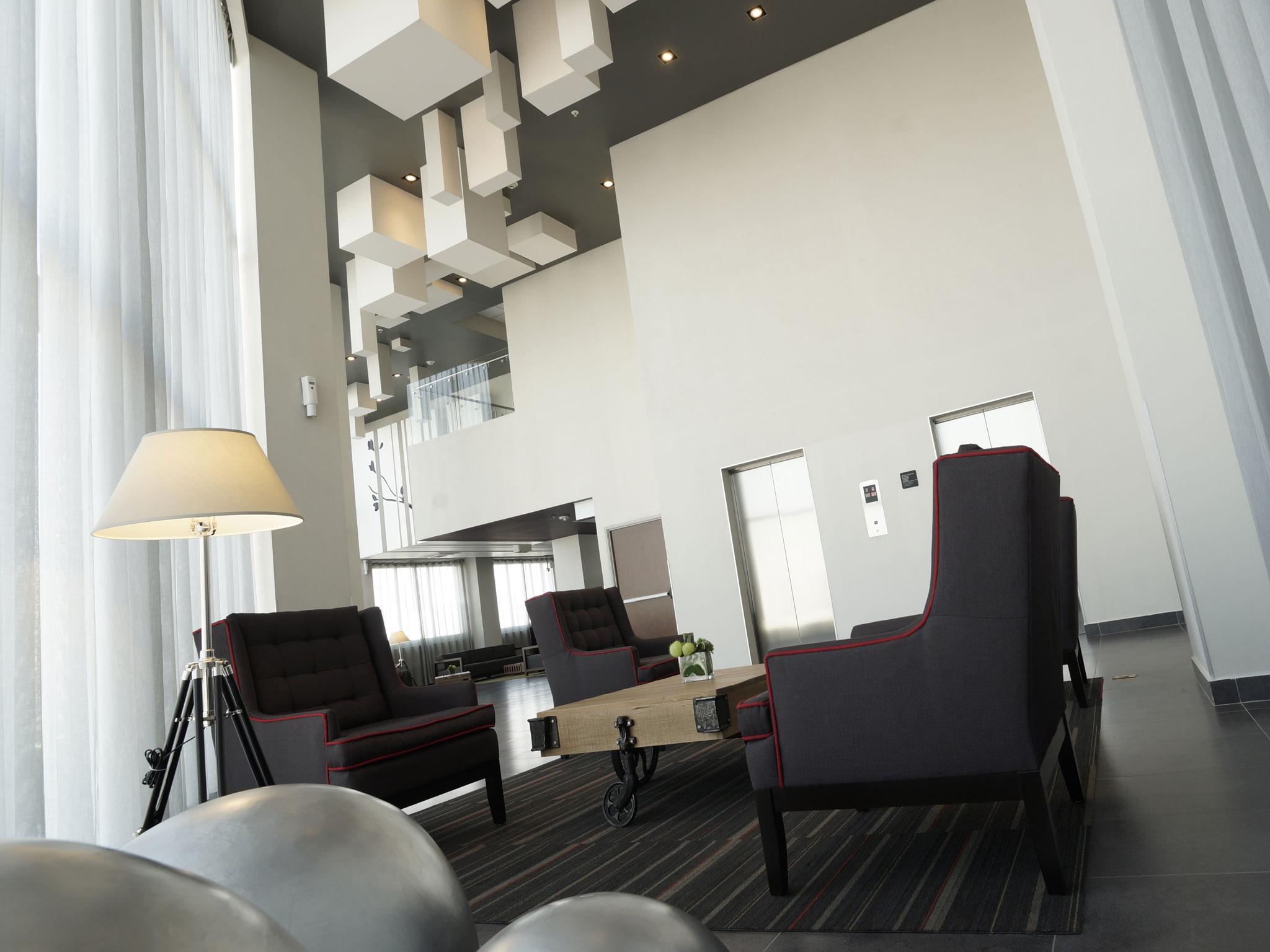 City Express Plus By Marriott Ciudad De Mexico Patio Universidad Dış mekan fotoğraf