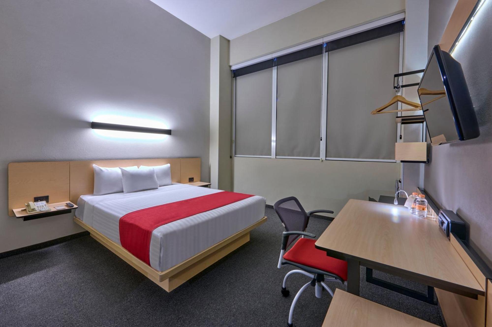 City Express Plus By Marriott Ciudad De Mexico Patio Universidad Dış mekan fotoğraf