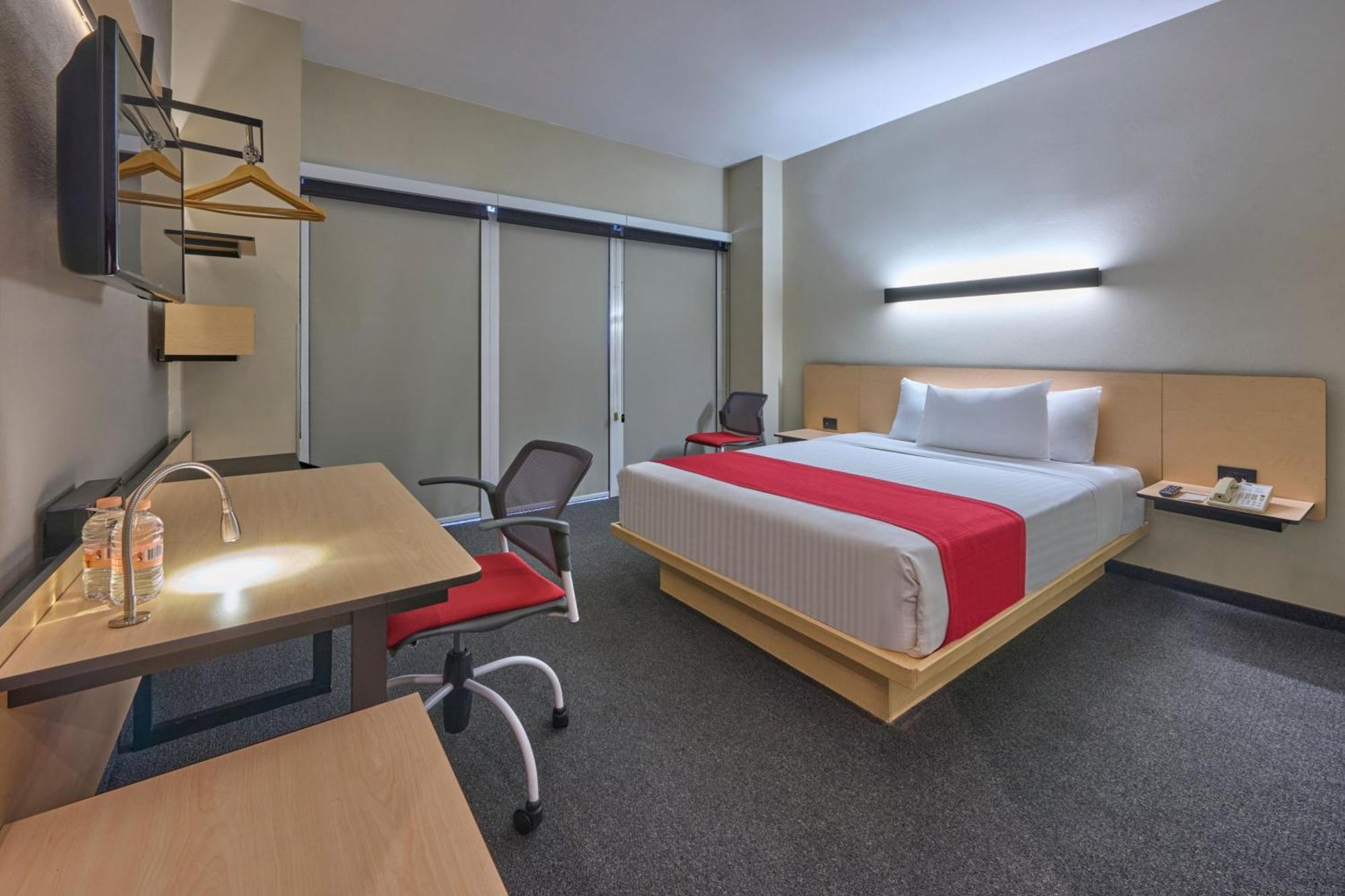 City Express Plus By Marriott Ciudad De Mexico Patio Universidad Dış mekan fotoğraf