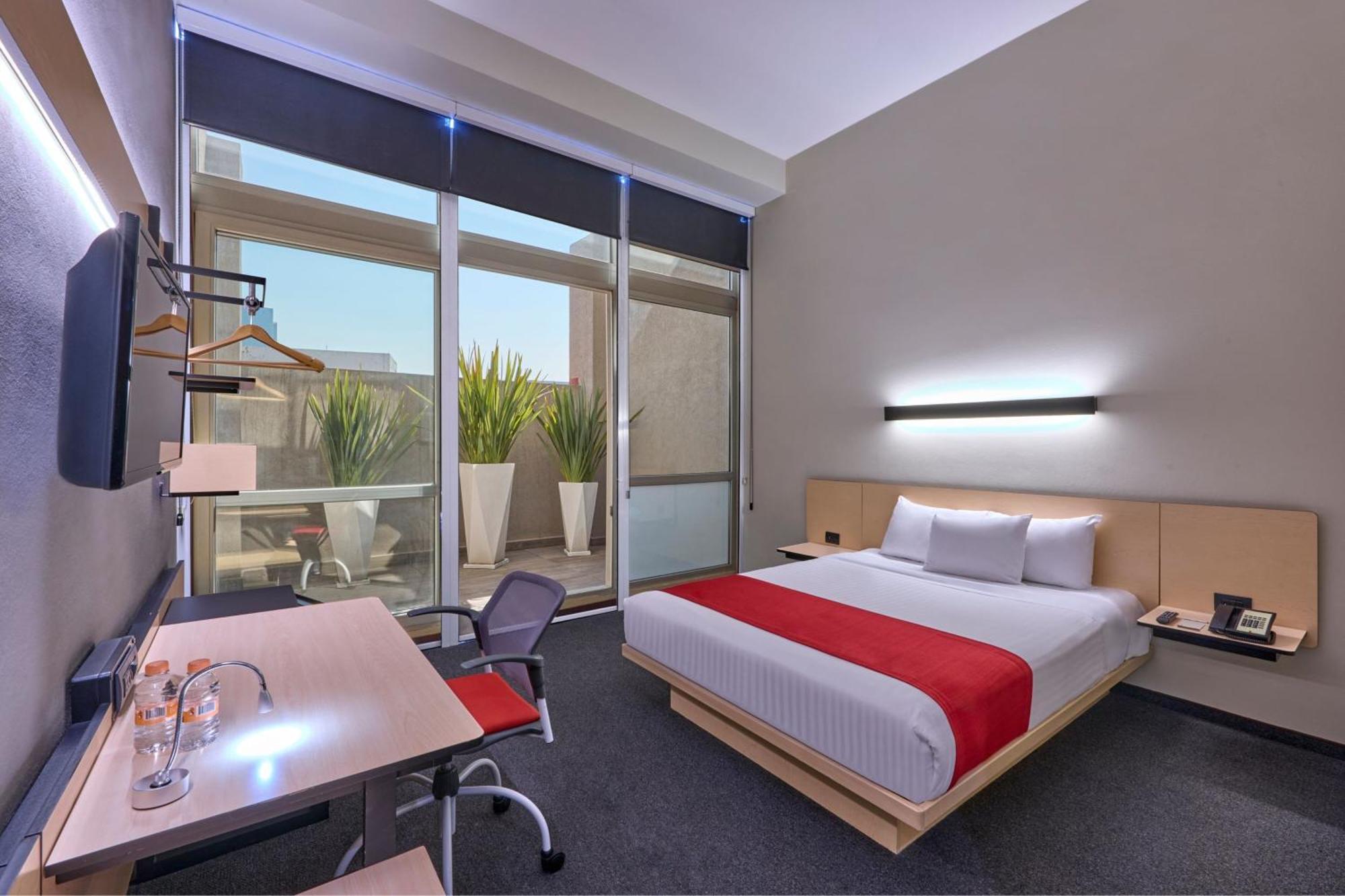 City Express Plus By Marriott Ciudad De Mexico Patio Universidad Dış mekan fotoğraf